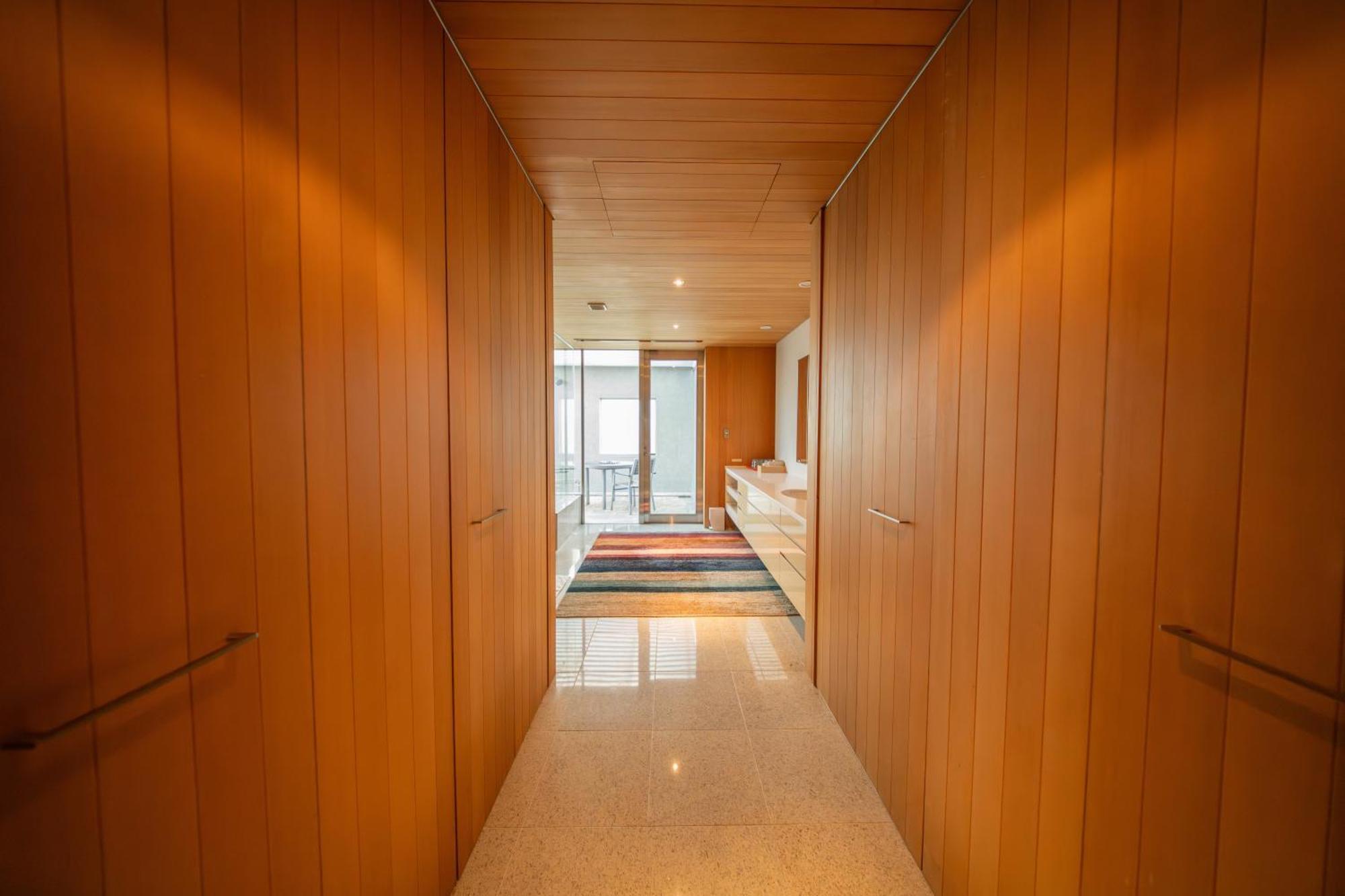 Azabu Modern House The Tokyo Tower Can Be Seen From The Villa 500M2 Exterior photo