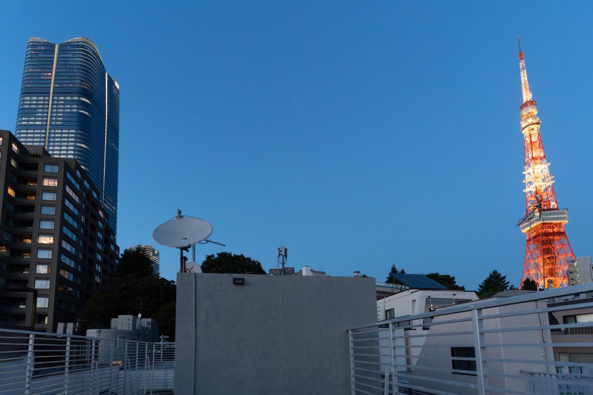 Azabu Modern House The Tokyo Tower Can Be Seen From The Villa 500M2 Exterior photo