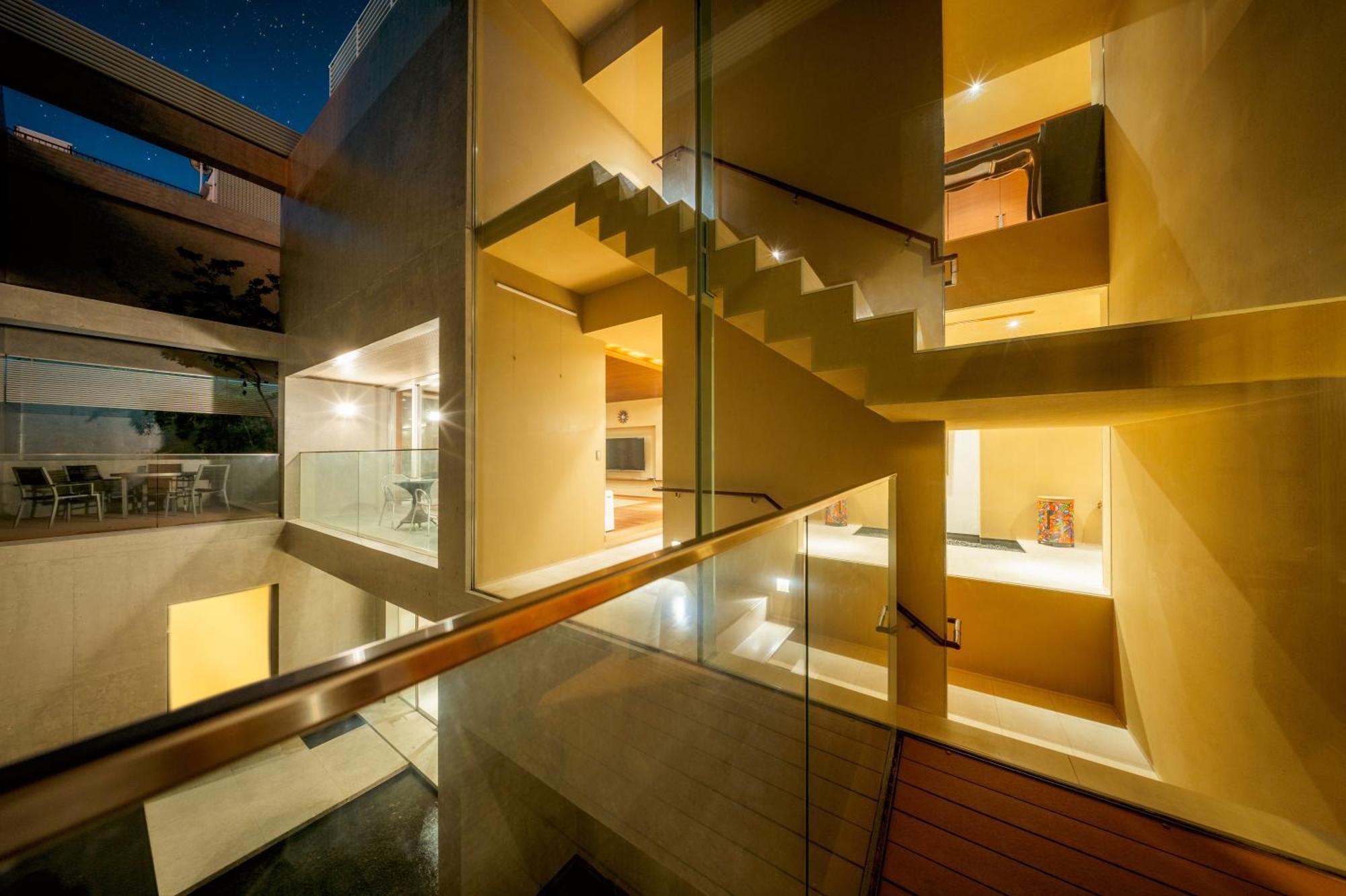 Azabu Modern House The Tokyo Tower Can Be Seen From The Villa 500M2 Exterior photo